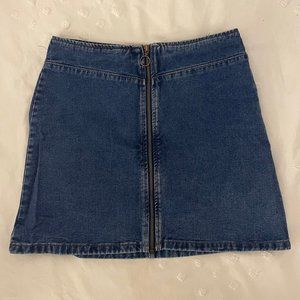 Denim jean skirt with front zip